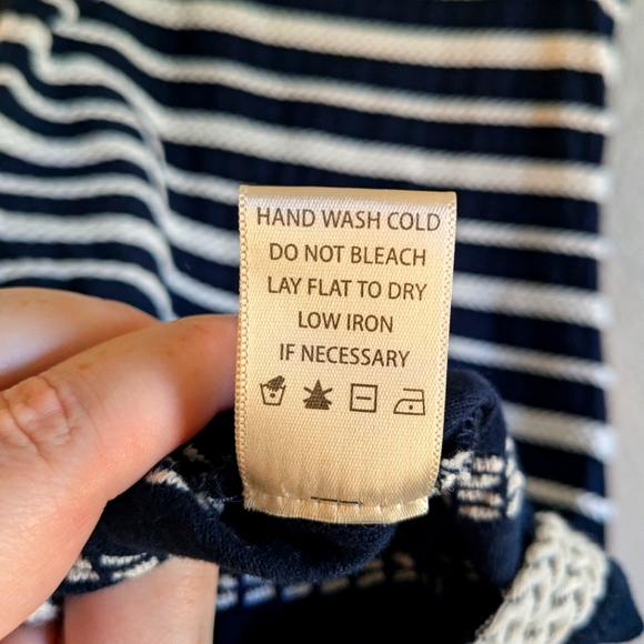 Max Studio Embroidered Shift Dress Nautical Navy and White Classic 100% Cotton - Picture 7 of 7